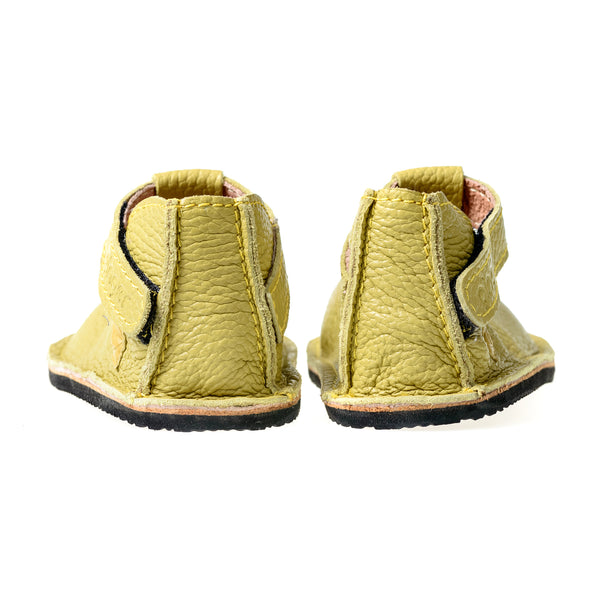 Ginger Shoes | Pantofi barefoot cu captuseala si brant tabacite vegetal, talpa Vibram de 5 mm si prindere cu velcro- Green Citron